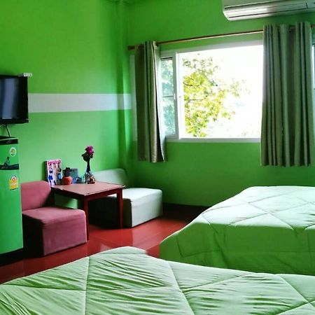 Room For You Банкок Екстериор снимка