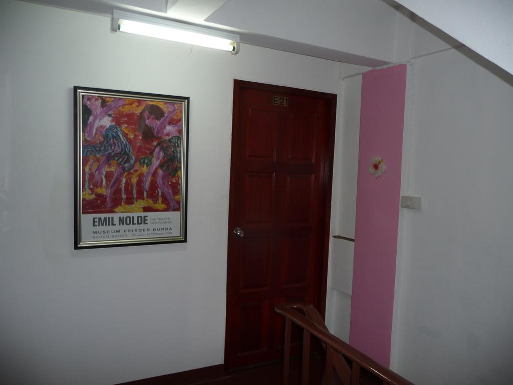 Room For You Банкок Екстериор снимка