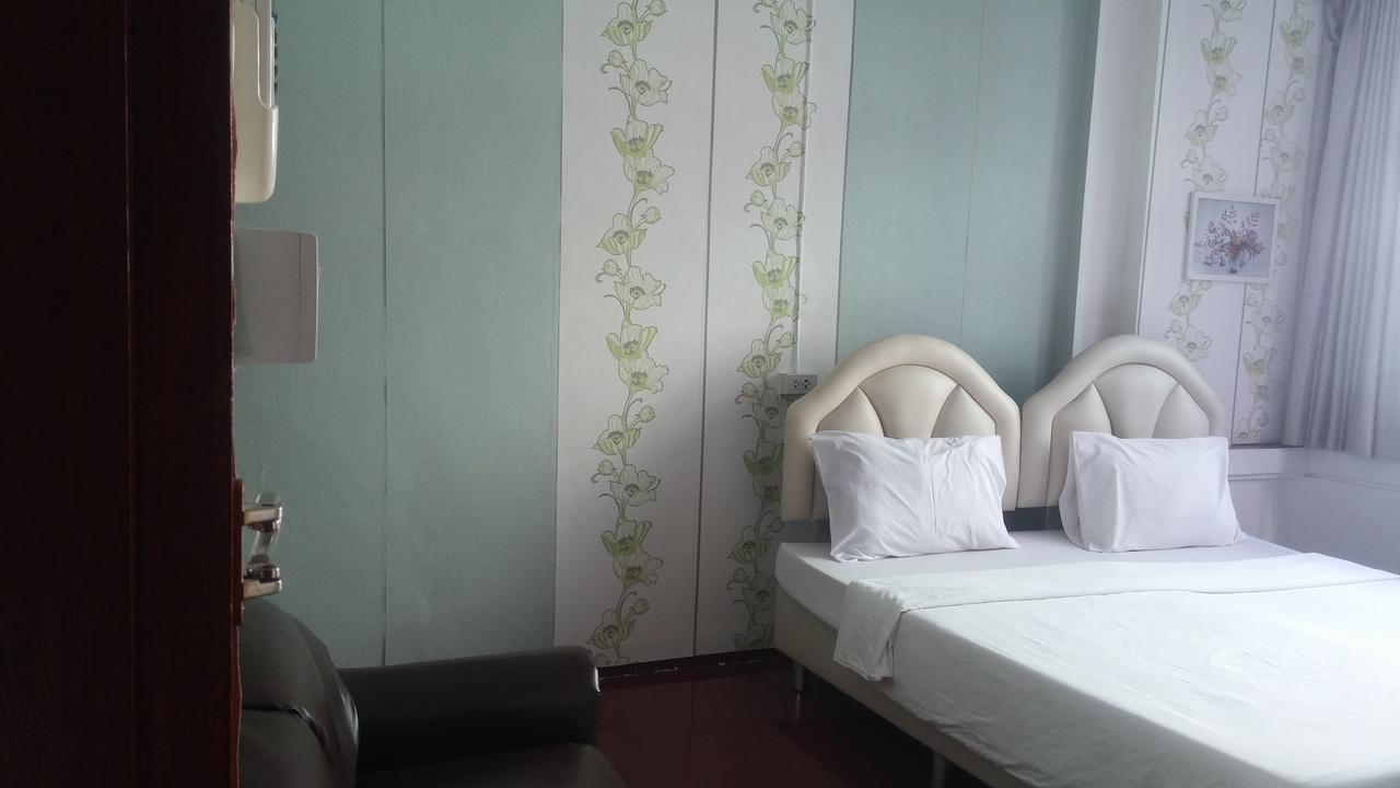 Room For You Банкок Екстериор снимка
