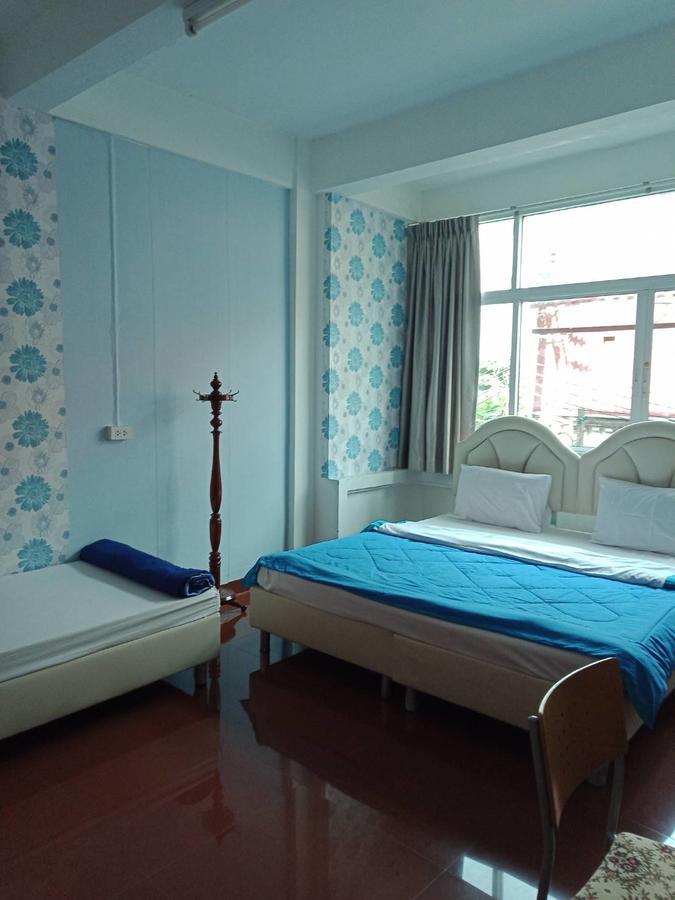 Room For You Банкок Екстериор снимка
